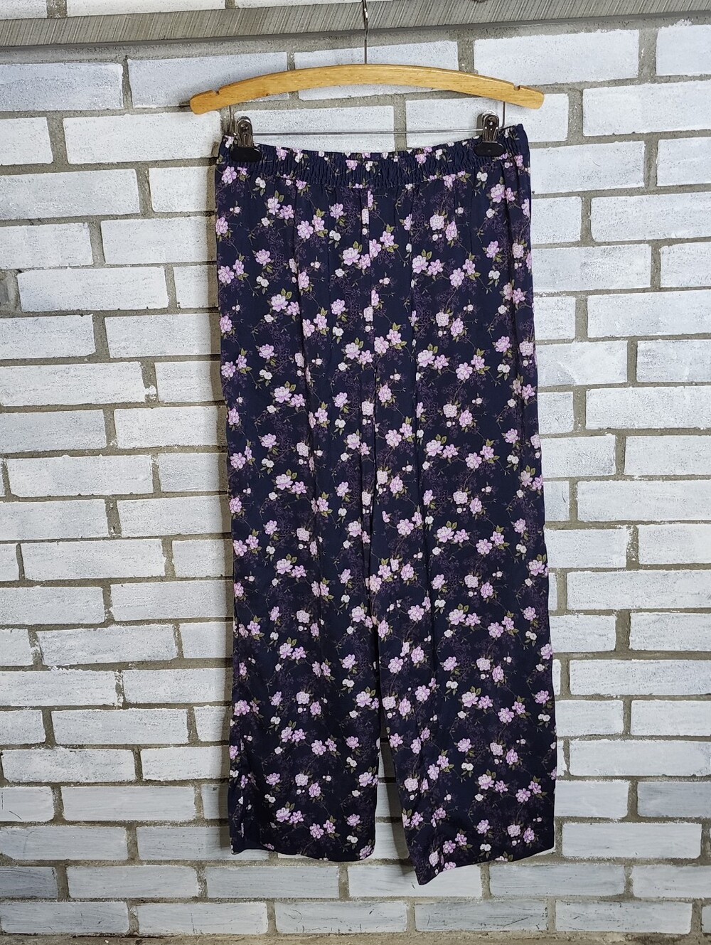 • Banana Republic Womens Medium Wide Leg Pants Navy Pink Floral Polyester M